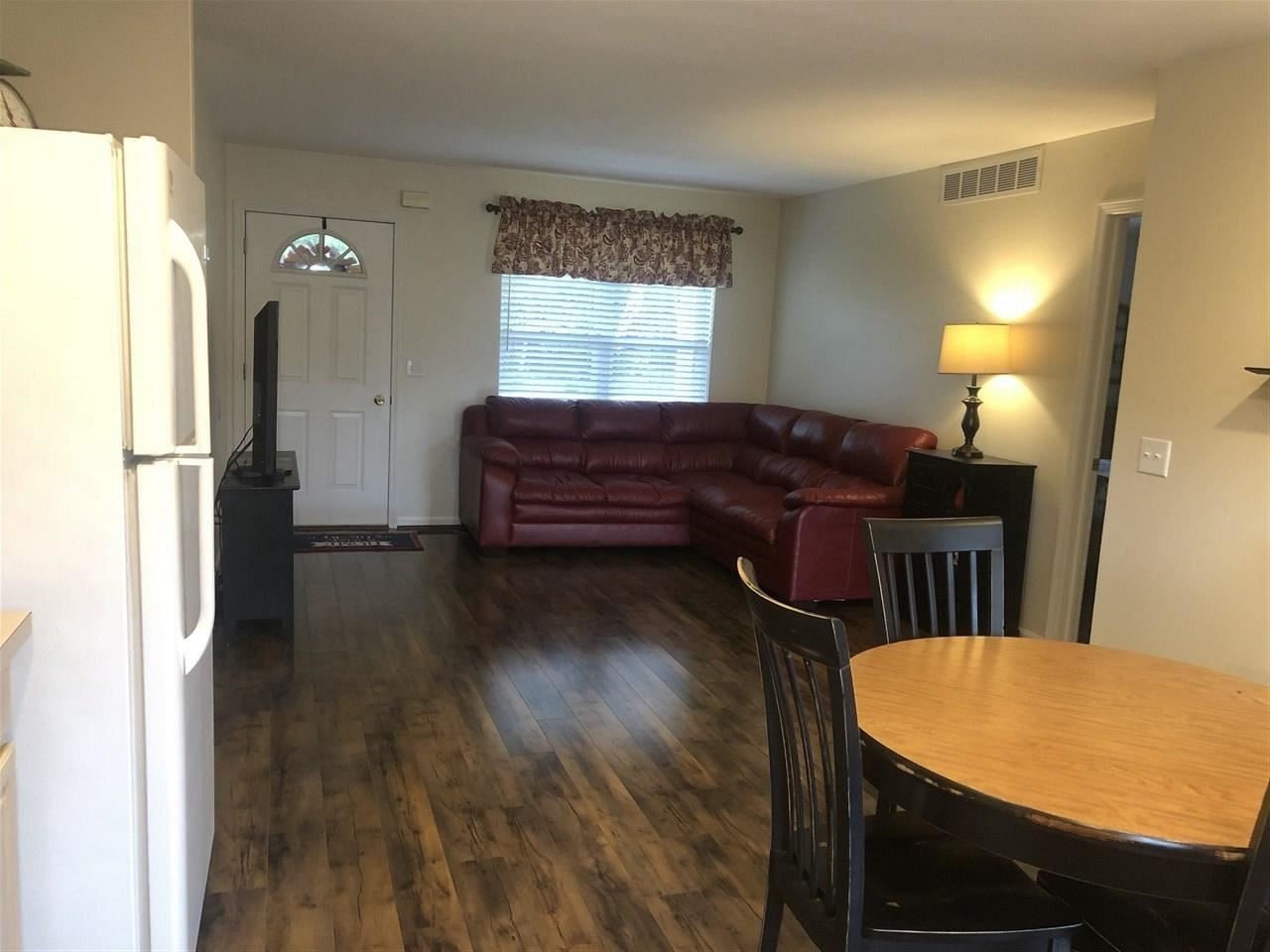 8090 Morrish Road Flushing, MI 48433 - Photo 4 of 41 21489219-3.JPG