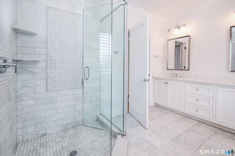 $3,000,000 | 70 Meadow Ridge Road, Fairfield, CT 06890