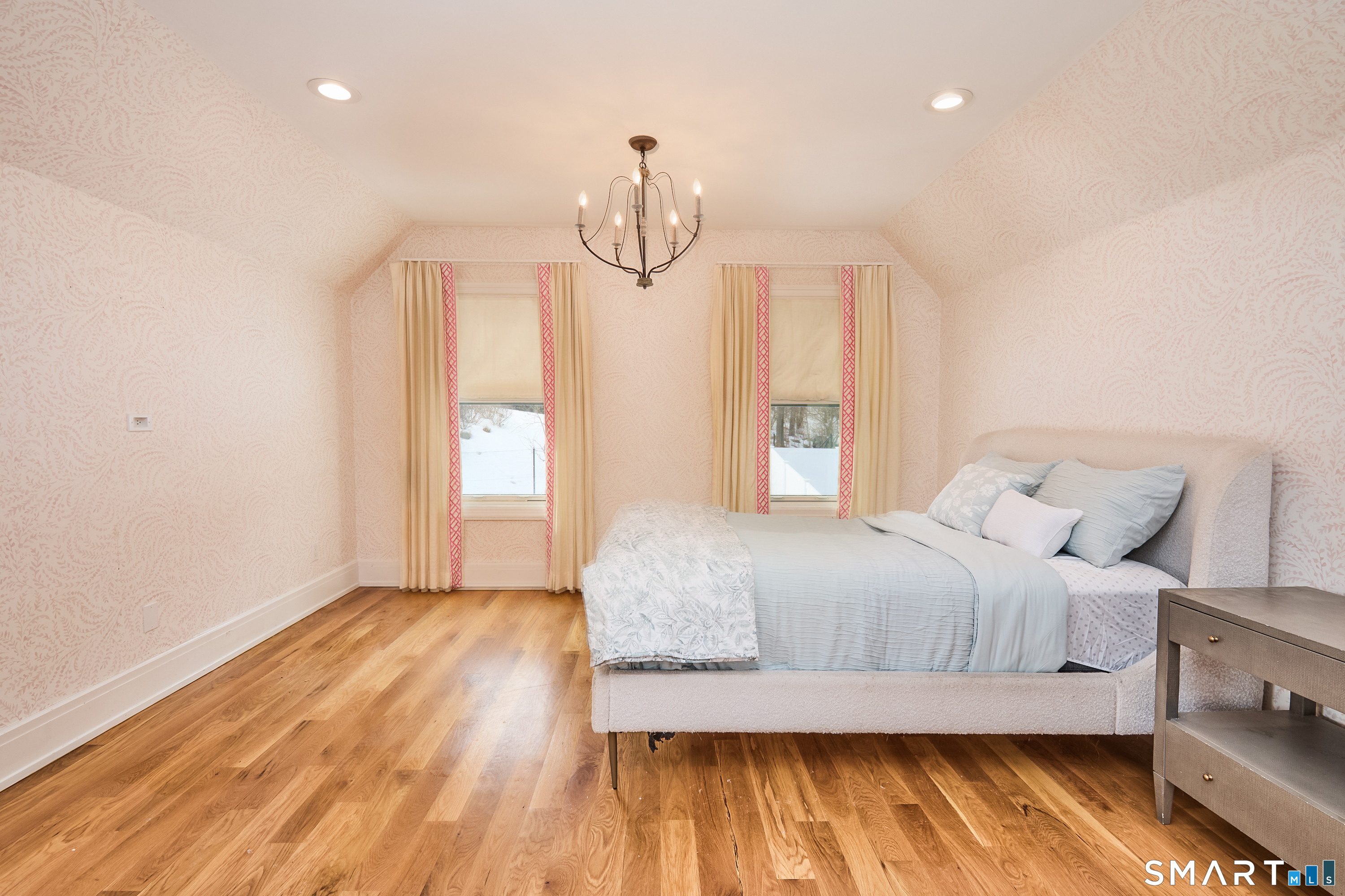 70 Meadow Ridge Road Fairfield, CT 06890 - Photo 26 of 40