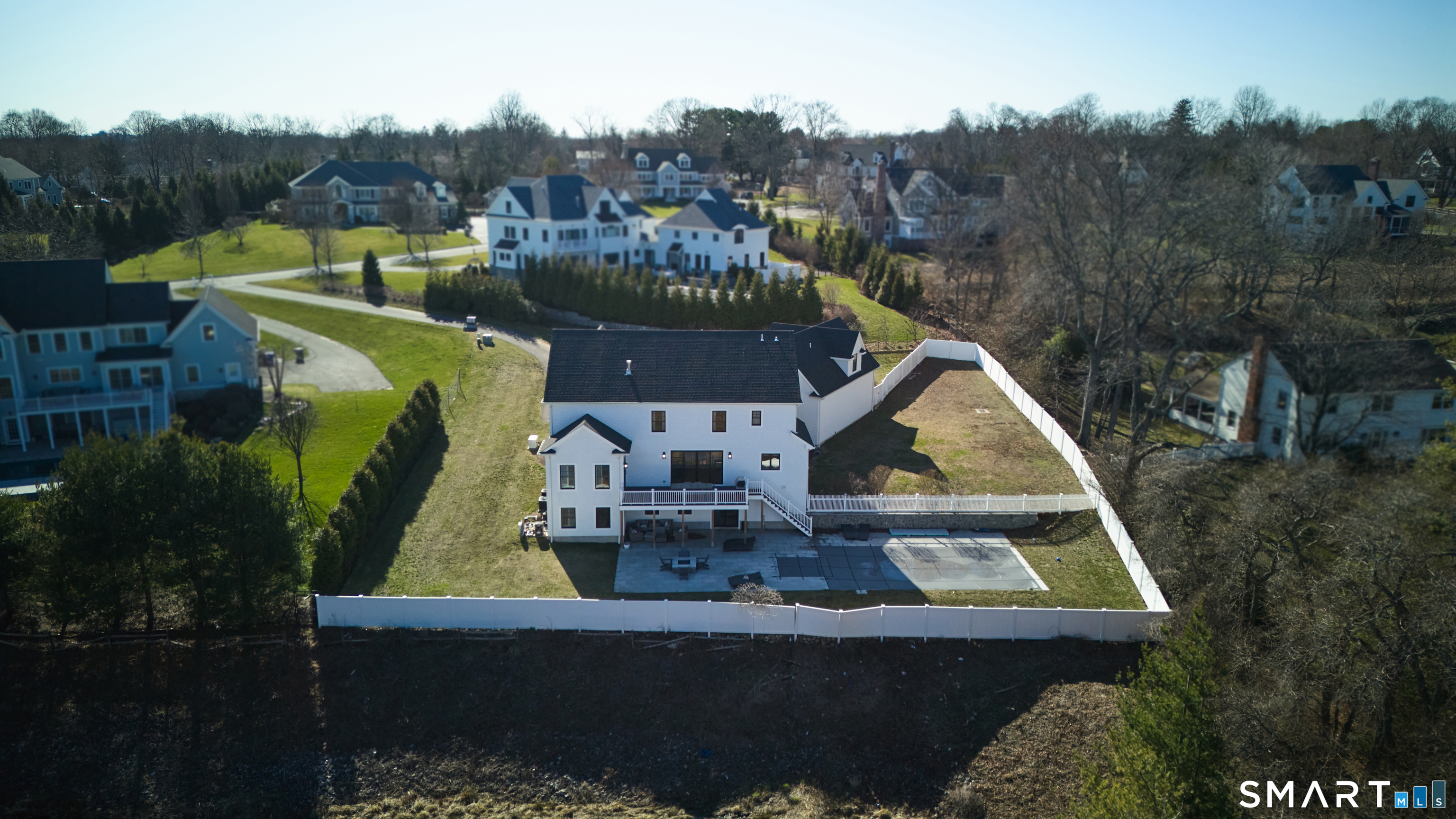 70 Meadow Ridge Road Fairfield, CT 06890 - Photo 34 of 40