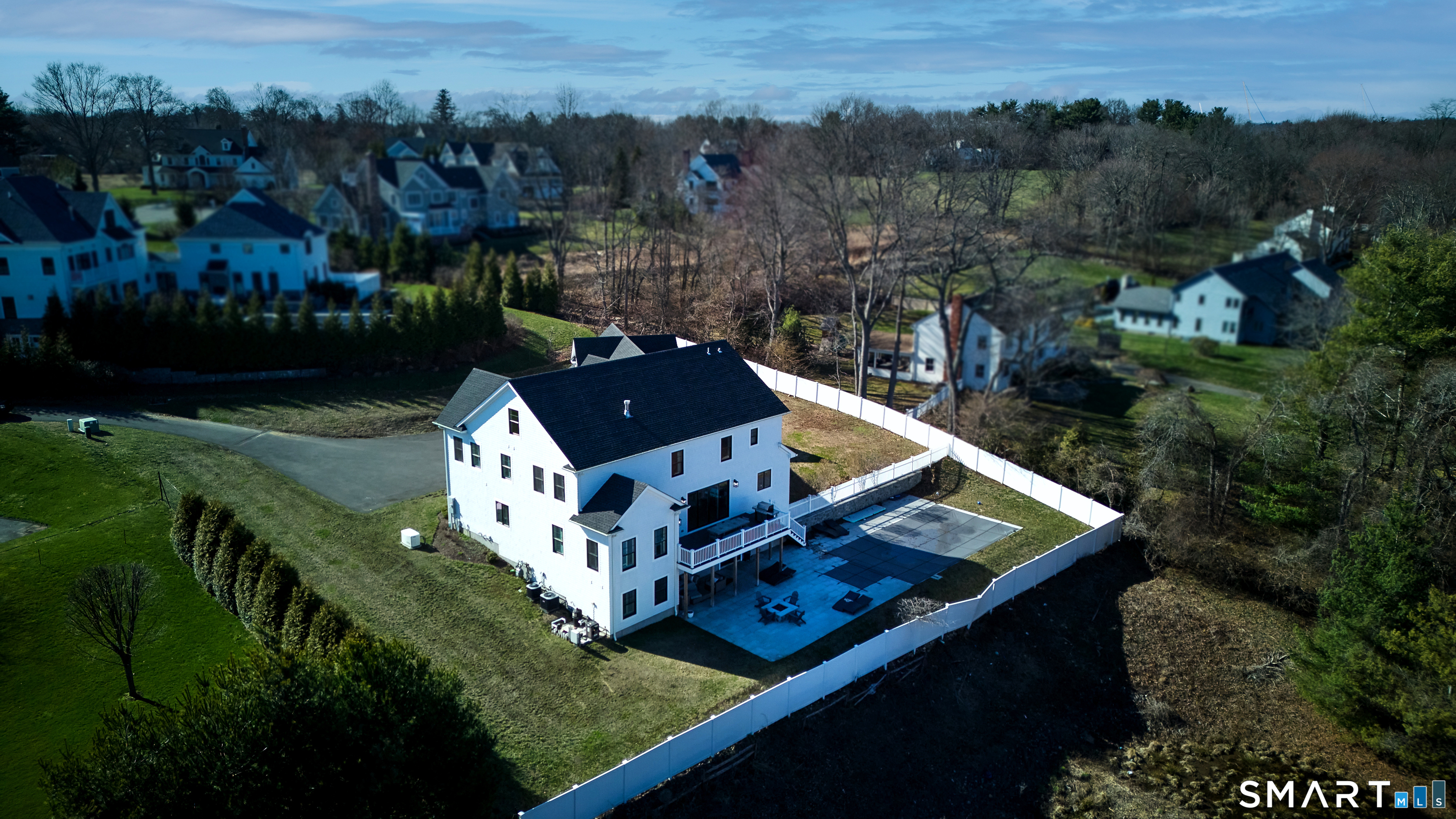 70 Meadow Ridge Road Fairfield, CT 06890 - Photo 35 of 40