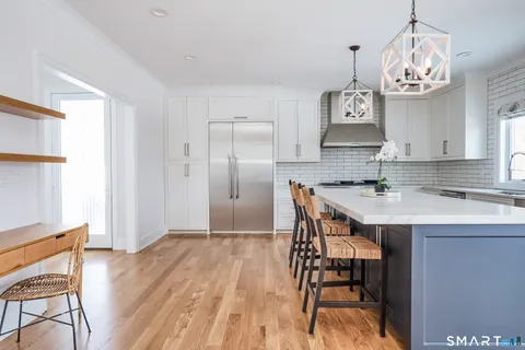 $3,000,000 | 70 Meadow Ridge Road, Fairfield, CT 06890