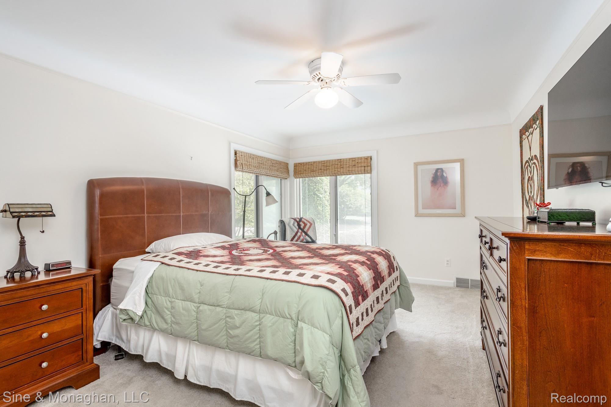 80 Shoreham Road Grosse Pointe, MI 48236 - Photo 27 of 74 80 Shoreham S054.jpg