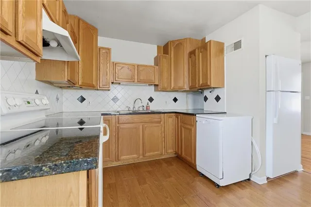 $199,900 | 899 Williams Street, Excelsior Springs, MO 64024