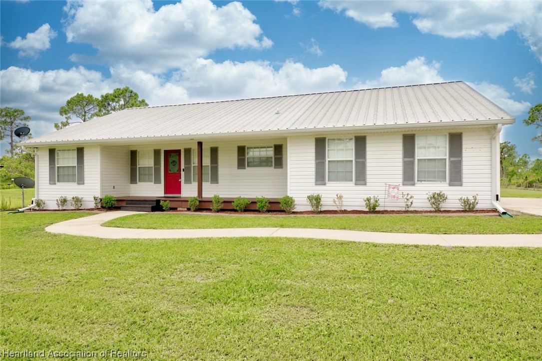 5925 Olive Road Sebring, FL 33875 - Photo 1 of 22 Gallery Image 1