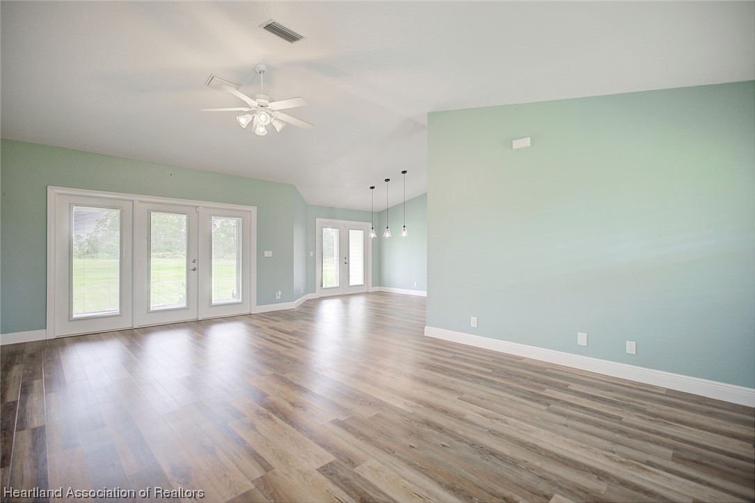 5925 Olive Road Sebring, FL 33875 - Photo 4 of 22 Gallery Image 4
