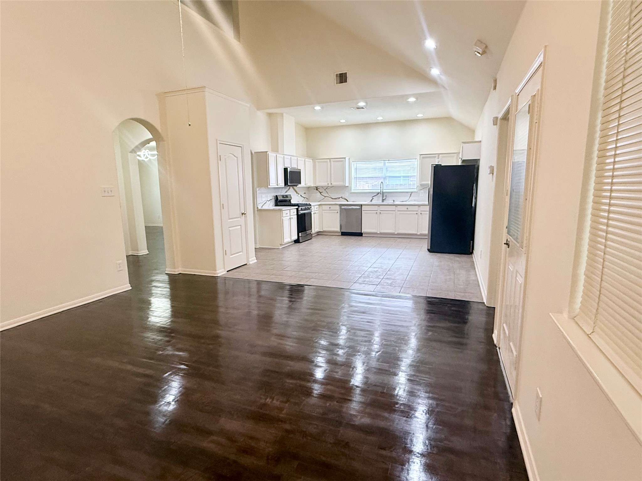 6530 Signal Point Lane Houston, TX 77064 - Photo 28 of 28 Spacious and open floor plan!