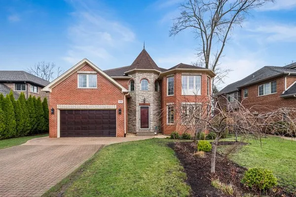 $1,200,000 | 3202 Dell Place, Glenview, IL 60025