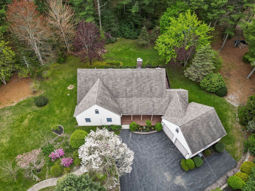 83 Micajah Pond Road Plymouth, MA 02360 - Photo 1 of 41 Gallery Image 1