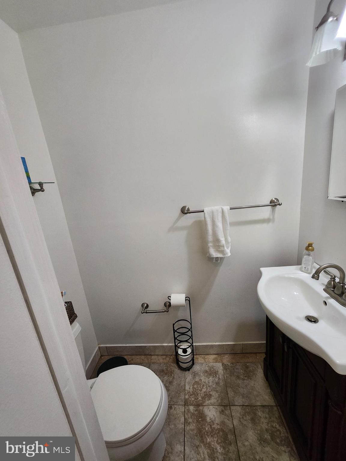 9985 South Canterbury Road Philadelphia, PA 19114 - Photo 18 of 19