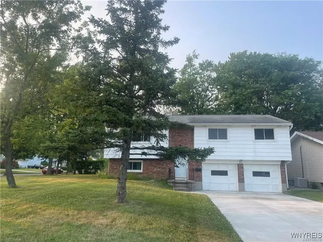 $2,350 | 35 Tomcyn Drive, Amherst, NY 14221