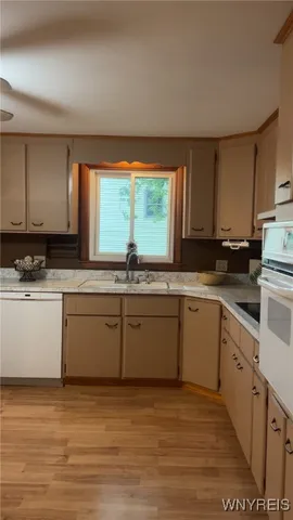 $2,350 | 35 Tomcyn Drive, Amherst, NY 14221