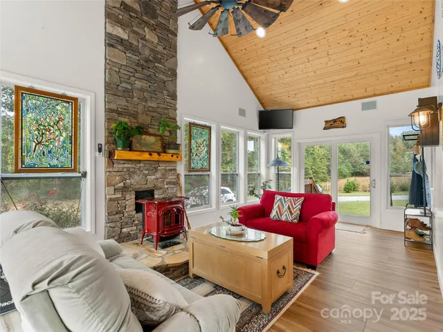 $689,900 | 660 Scoggins Road, Rutherfordton, NC 28139