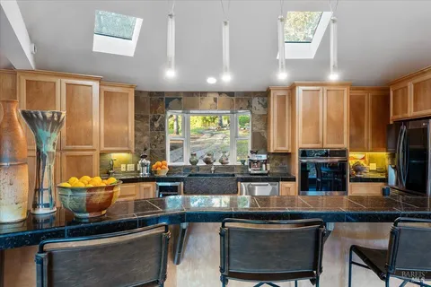 $2,495,000 | 1000 Siesta Way, Sonoma, CA 95476