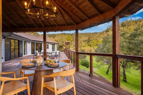 a outdoor view with a sitting space