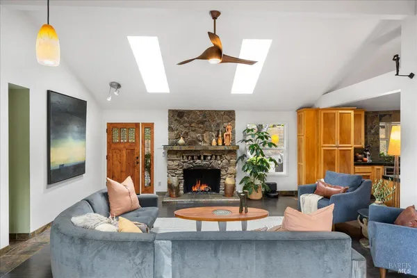 $2,495,000 | 1000 Siesta Way, Sonoma, CA 95476