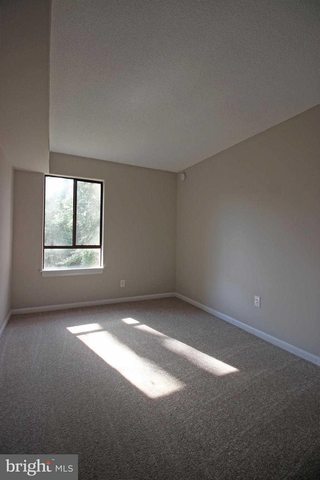 2242 Castle Rock Square, Unit 12C Reston, VA 20191 - Photo 20 of 28