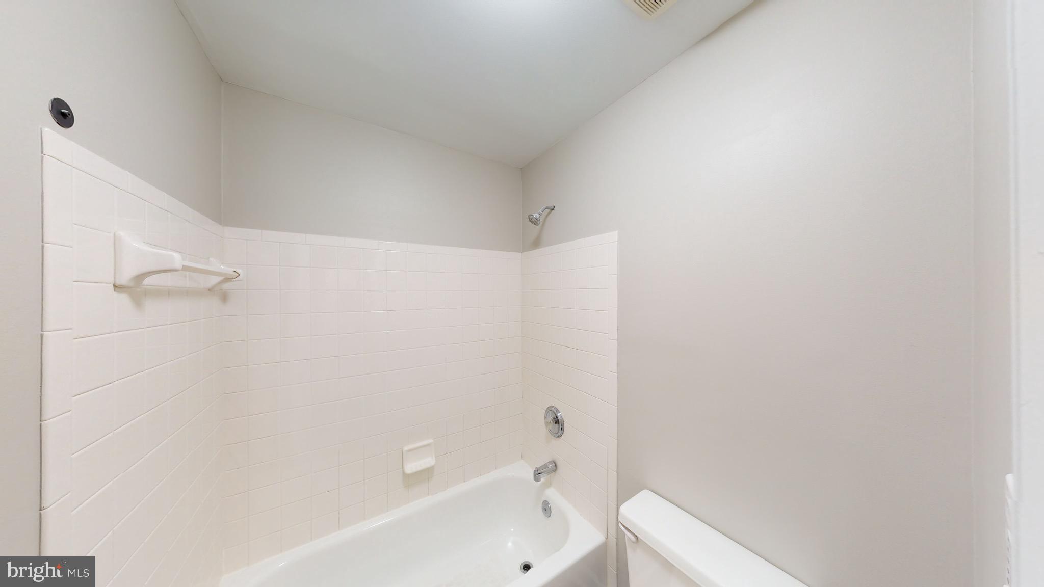 43392 Wayside Circle Ashburn, VA 20147 - Photo 33 of 41