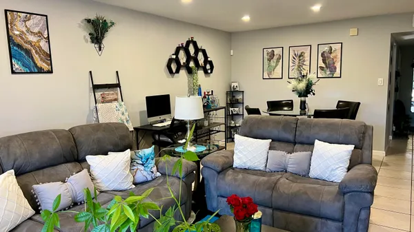 $210,000 | 140 South Cypress Road, Unit 123, Pompano Beach, FL 33060