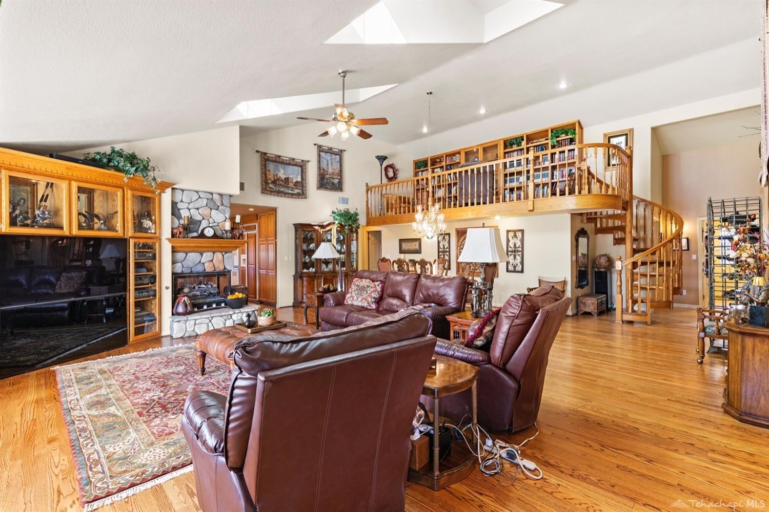 29231 North Lower Valley Road Tehachapi, CA 93561 - Photo 19 of 51 Gallery Image 19