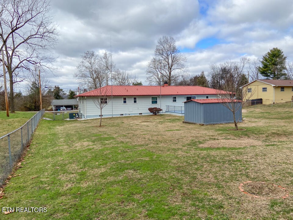 208 Pat Road Knoxville, TN 37922 - Photo 8 of 29 Gallery Image 8