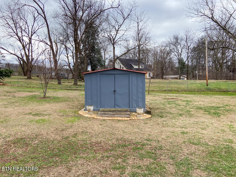208 Pat Road Knoxville, TN 37922 - Photo 10 of 29 Gallery Image 10