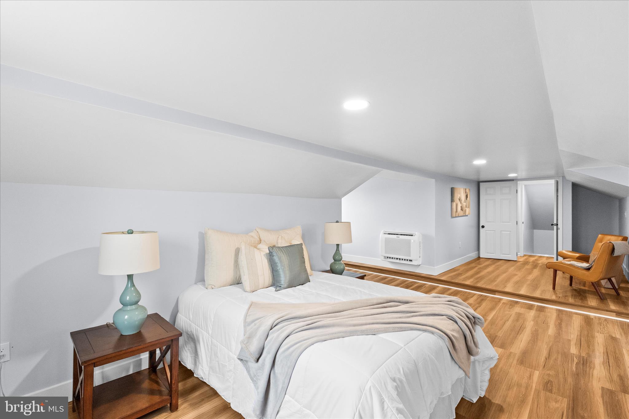 21 Upper Bermudian Road Gardners, PA 17324 - Photo 29 of 40 a bedroom with a bed and a lamp