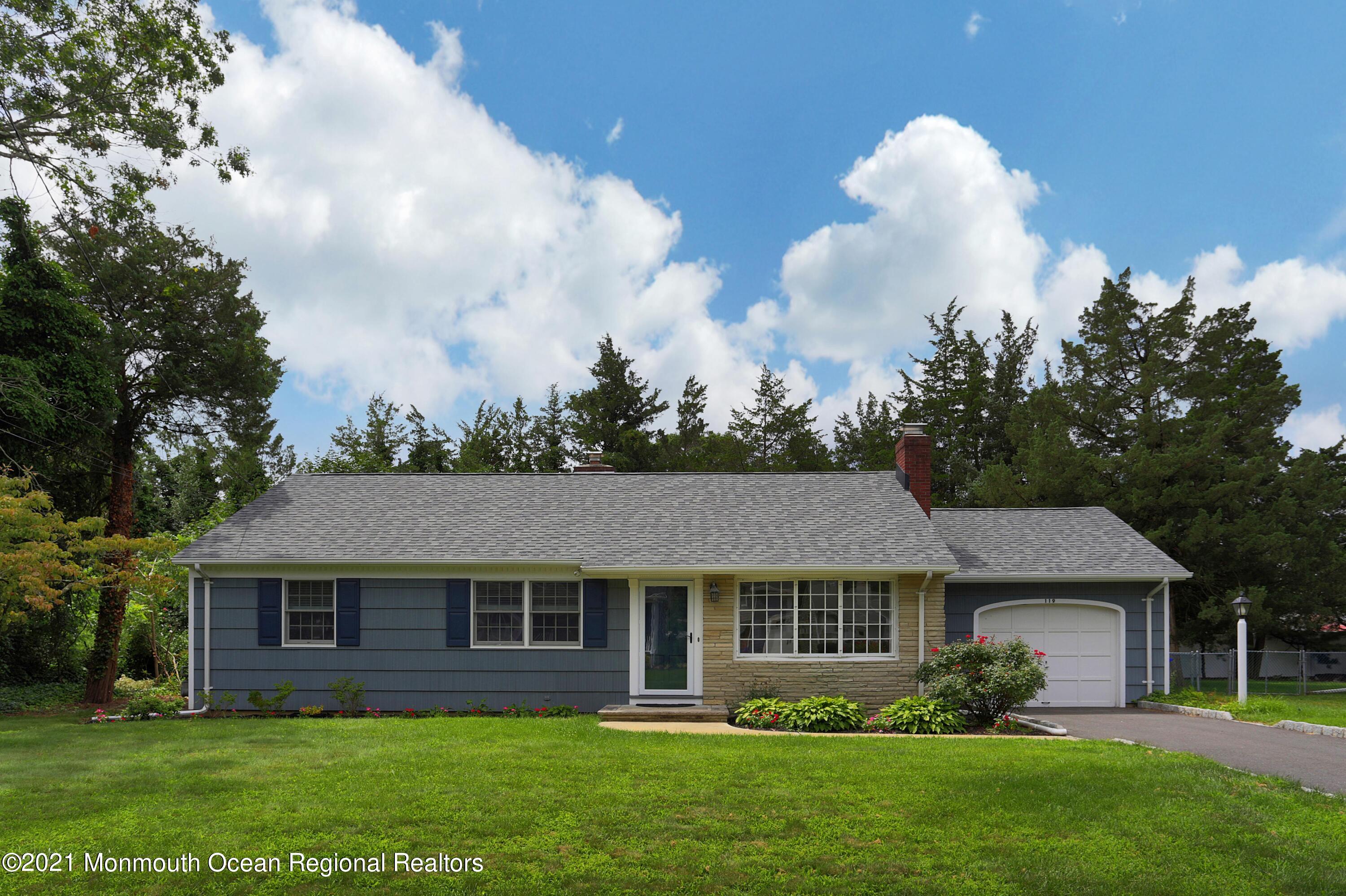 119 Laurelwood Road Brick, NJ 08724 - Photo 3 of 39 IMG_5752_3_4_5_6