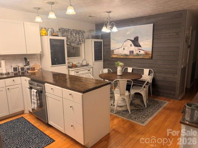 1702 Cajah Mountain Road Hudson, NC 28638 - Photo 4 of 32