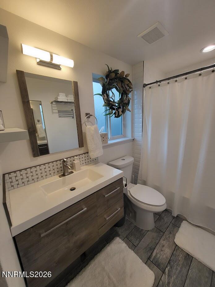 831 Ryland Street Reno, NV 89502 - Photo 17 of 40 Bathroom