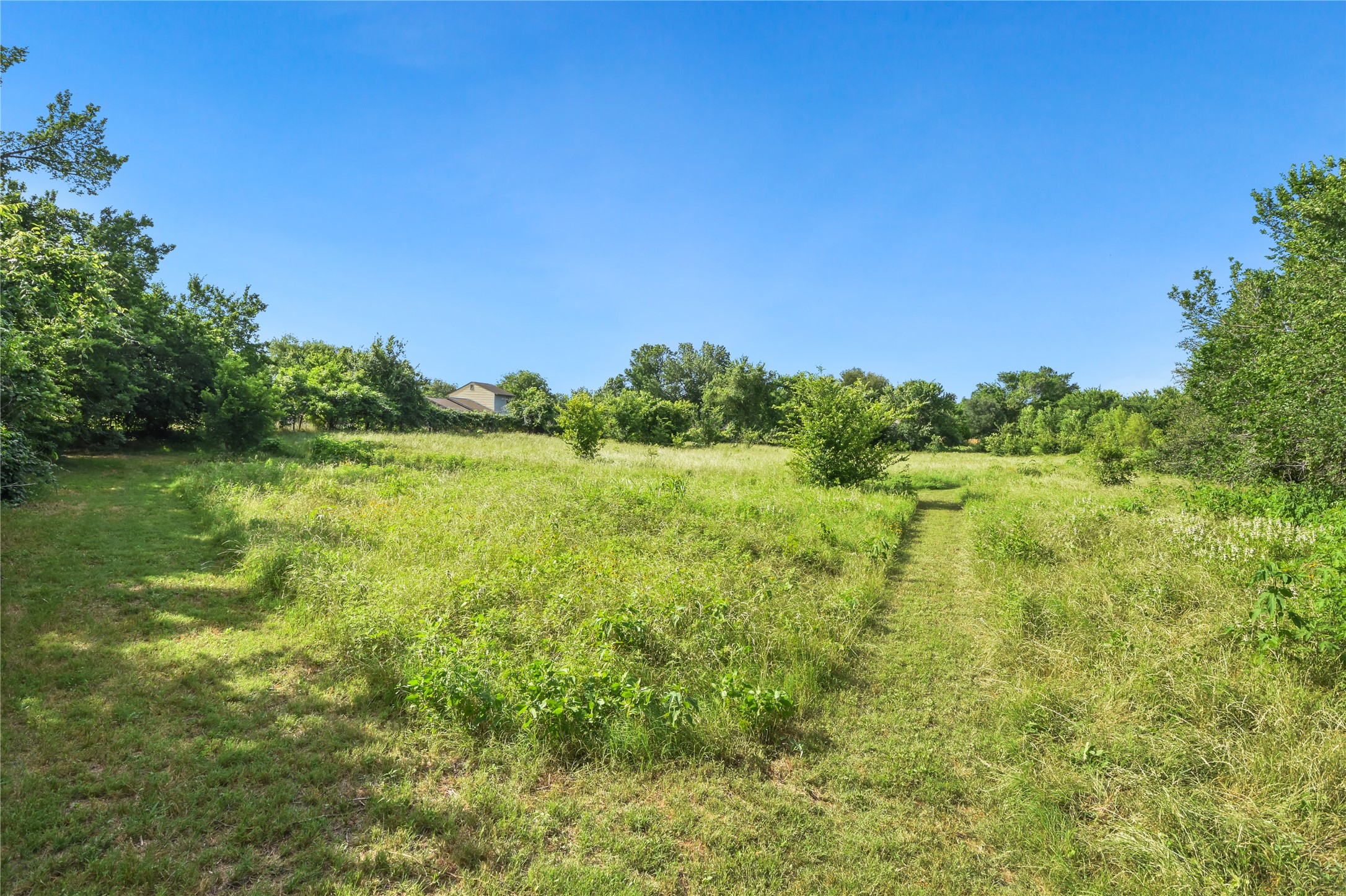 528 Old McDade Road Elgin, TX 78621 - Photo 38 of 40