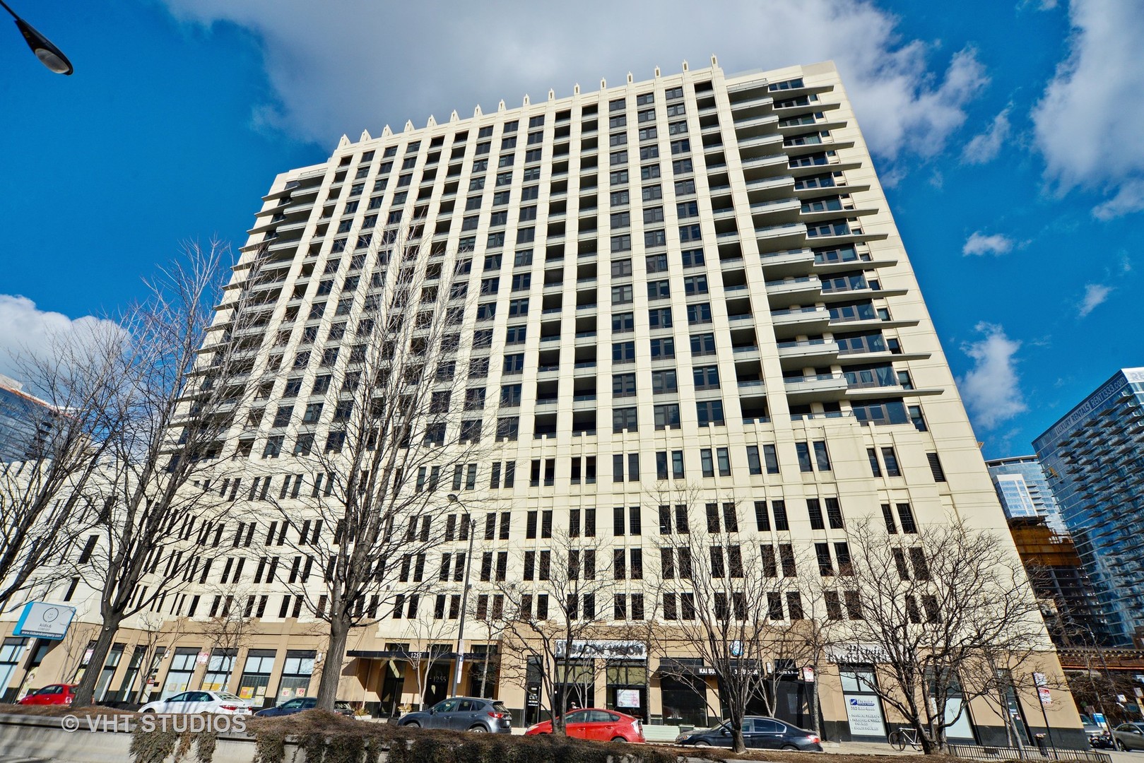 1255 South State Street, Unit 1406 Chicago, IL 60605 - Photo 1 of 9 a front view of a building