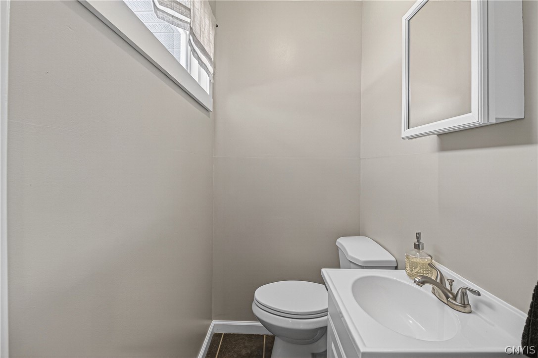 2813 Oneida Street Utica, NY 13501 - Photo 23 of 41