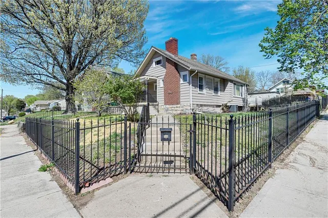 $222,000 | 5043 Michigan Avenue, Kansas City, MO 64130