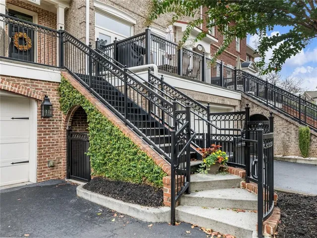 $499,900 | 21 Buford Village Walk, Buford, GA 30518