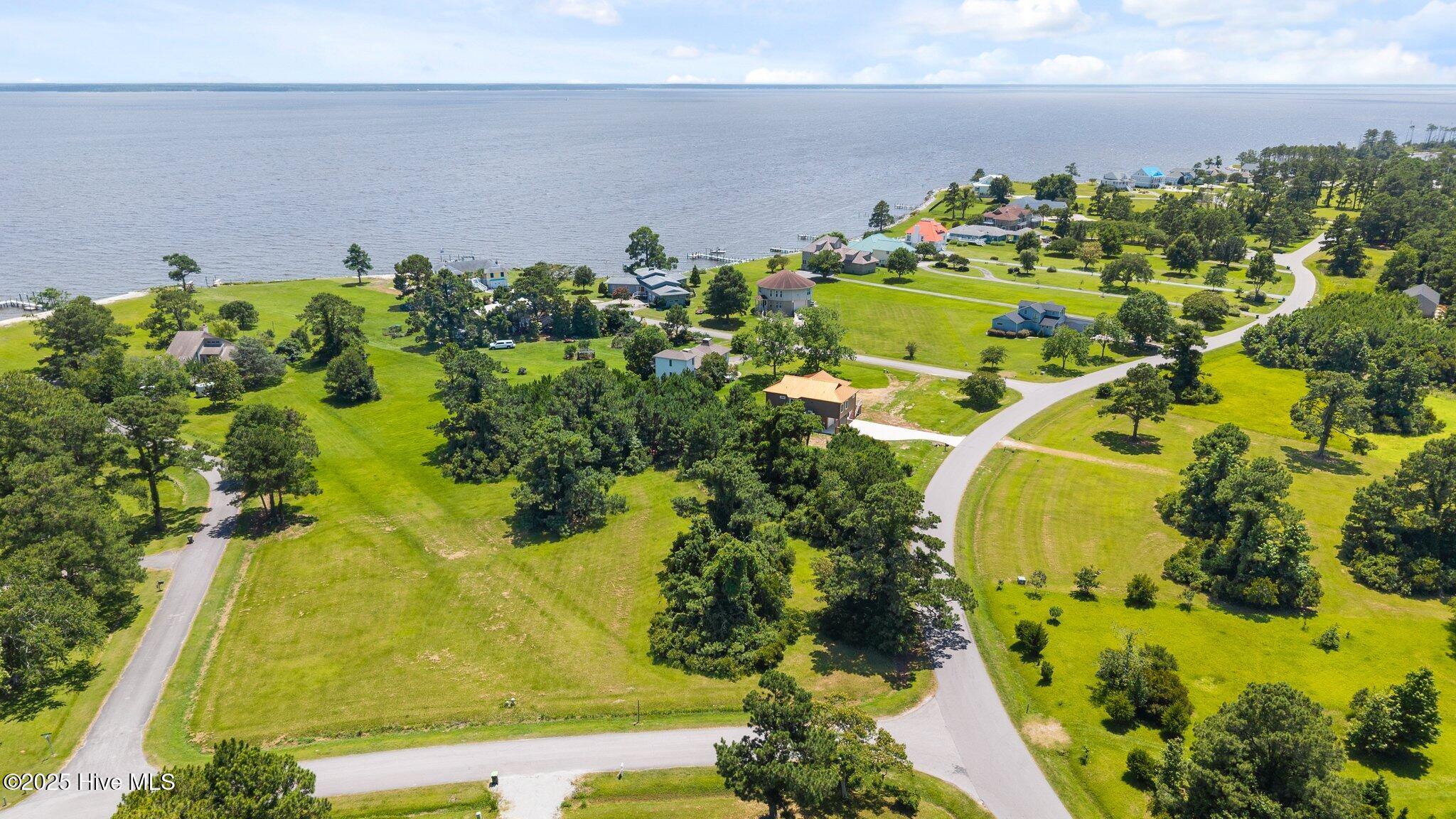 6000 Dolphin Road Oriental, NC 28571 - Photo 3 of 9 3-web-or-mls-DJI_20250630140624_0028_D
