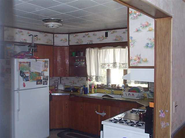 304 East Main Street Butler, IN 46721 - Photo 2 of 5