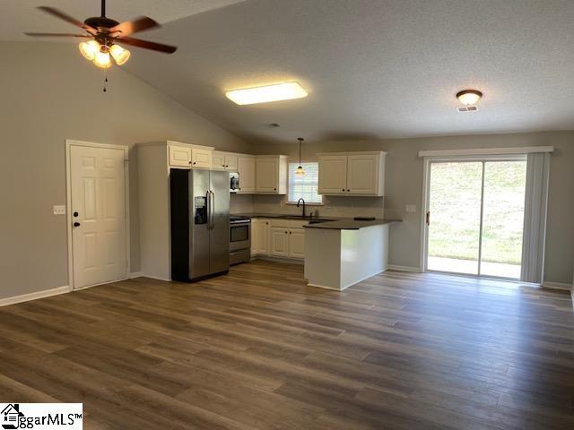 13 Arlington Road Greer, SC 29651 - Photo 13 of 31 Gallery Image 13