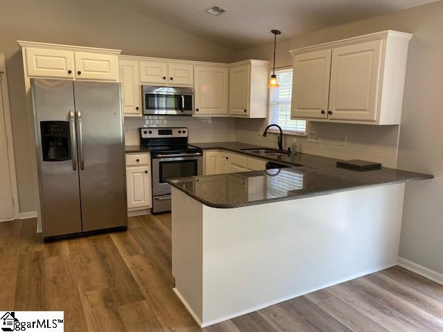 13 Arlington Road Greer, SC 29651 - Photo 3 of 31 Gallery Image 3