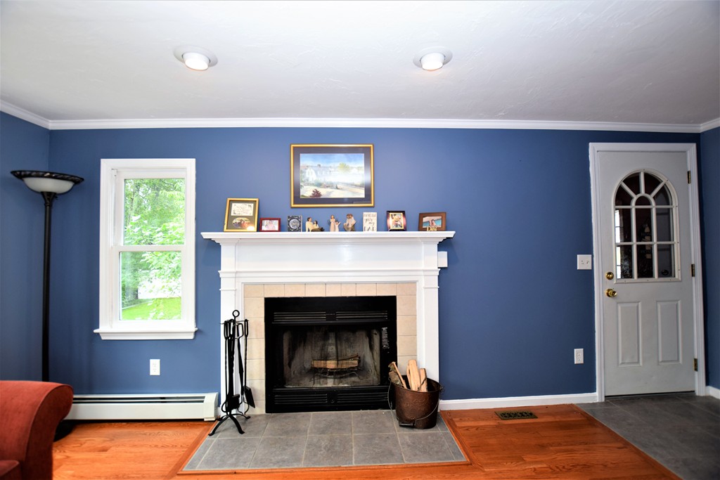 143 Northgate Road Northborough, MA 01532 - Photo 8 of 30 Gallery Image 8