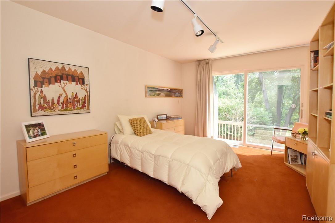 3973 Nearbrook Road Bloomfield Hills, MI 48302 - Photo 29 of 40 3973 Nearbrook_28.JPG