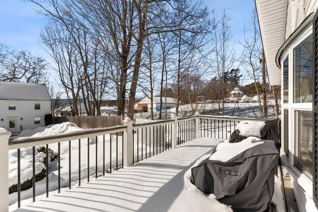 $648,000 | 33 Endicott Street, Unit 7, Wolfeboro, NH 03894