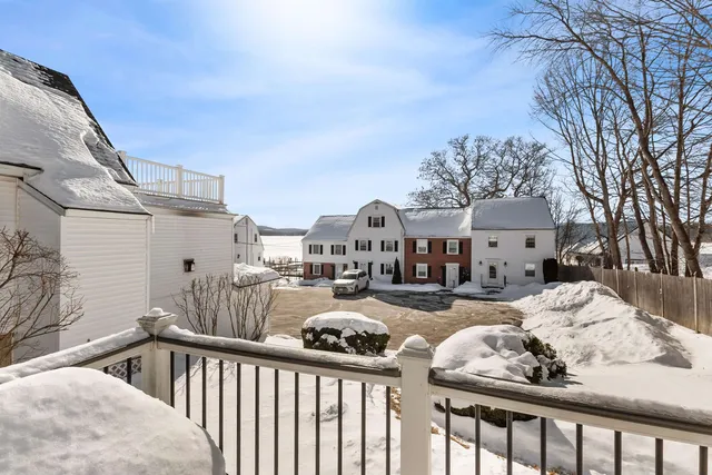 $648,000 | 33 Endicott Street, Unit 7, Wolfeboro, NH 03894