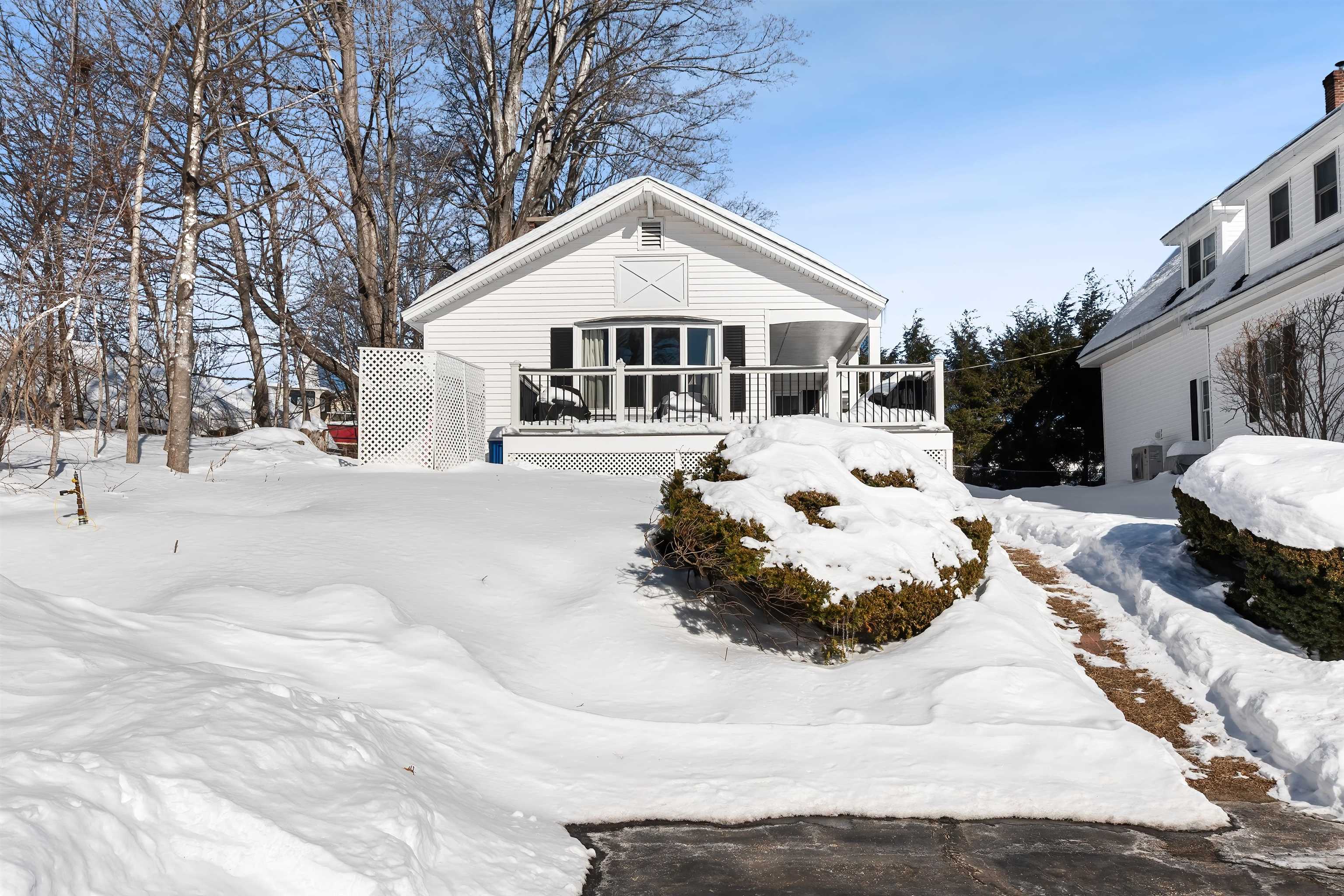 33 Endicott Street, Unit 7 Wolfeboro, NH 03894 - Photo 24 of 35