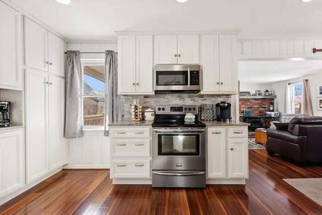 $648,000 | 33 Endicott Street, Unit 7, Wolfeboro, NH 03894