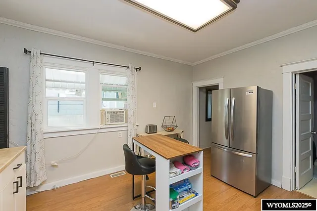 $179,000 | 804 Connecticut Avenue, Rock Springs, WY 82901