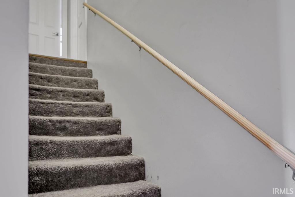 7318 North Red Hill Road Ellettsville, IN 47429 - Photo 11 of 32