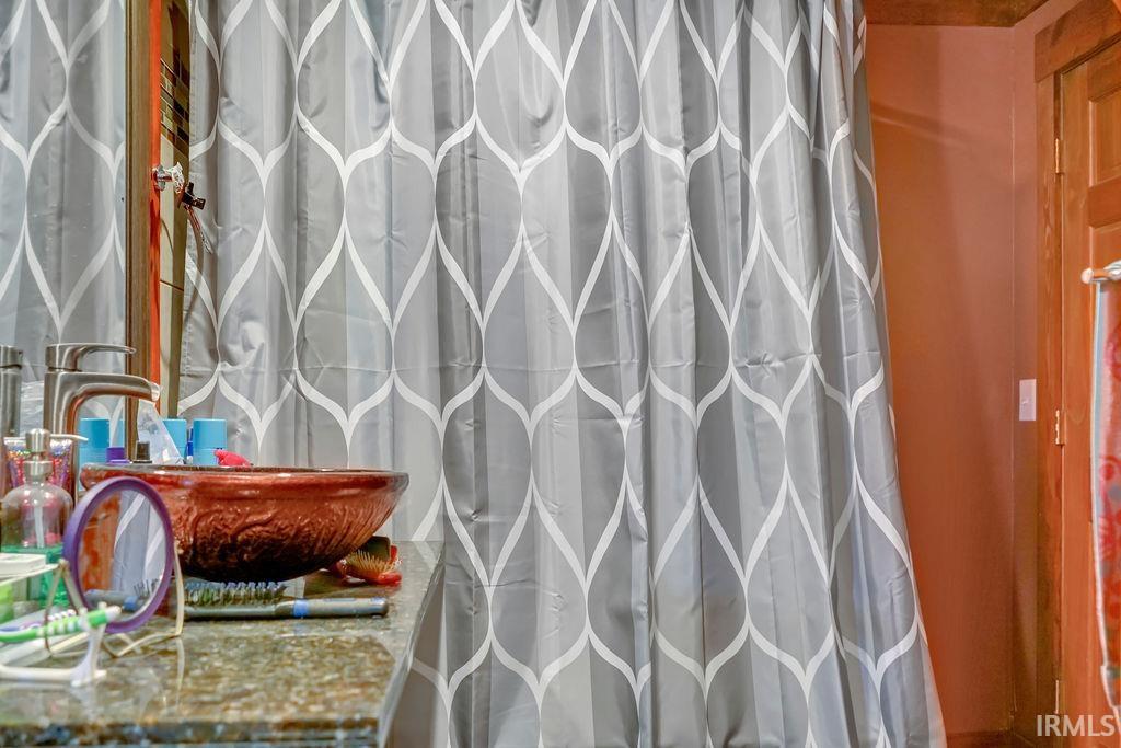 7318 North Red Hill Road Ellettsville, IN 47429 - Photo 16 of 32