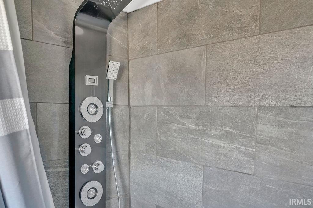 7318 North Red Hill Road Ellettsville, IN 47429 - Photo 27 of 32