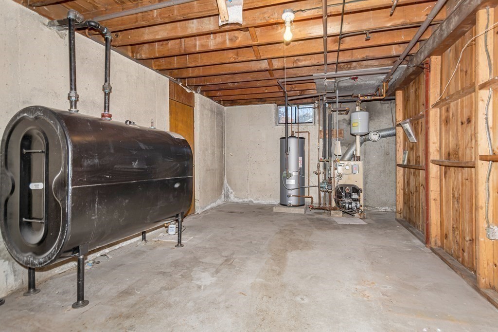 17 Wakefield Street Reading, MA 01867 - Photo 29 of 40